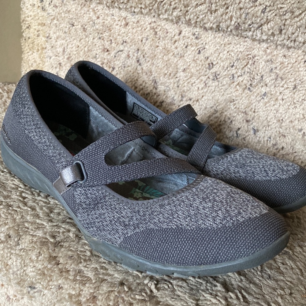 NEW! Skecher shoes, Mary Jane style.  Size 9.5.  New, never worn. Grey.